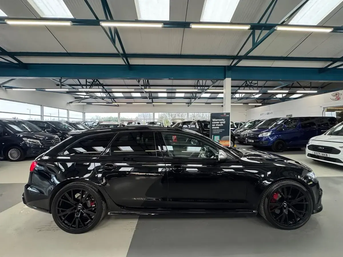 Used Audi RS6 Performance 2017 Black Estate