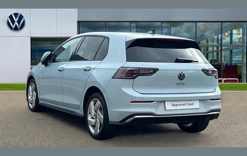 Used VW Golf VIII GTE 267 HP (196 kW) 2025 Blue Hatchback