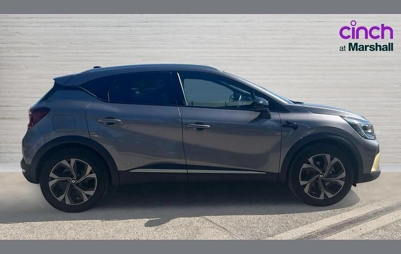Second-hand Renault Captur Engineered 143 CP (105 kW) 2023 Gri SUV