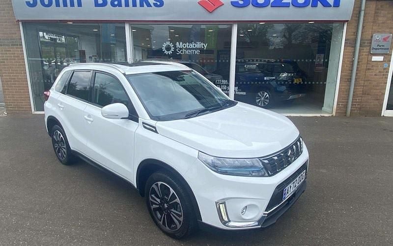 Käytetty Suzuki Vitara SZ5 116 HP (85 kW) 2024 Farmari