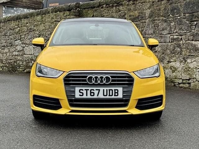 Used Audi A1 Design 95 HP (69 kW) 2017 Yellow Hatchback
