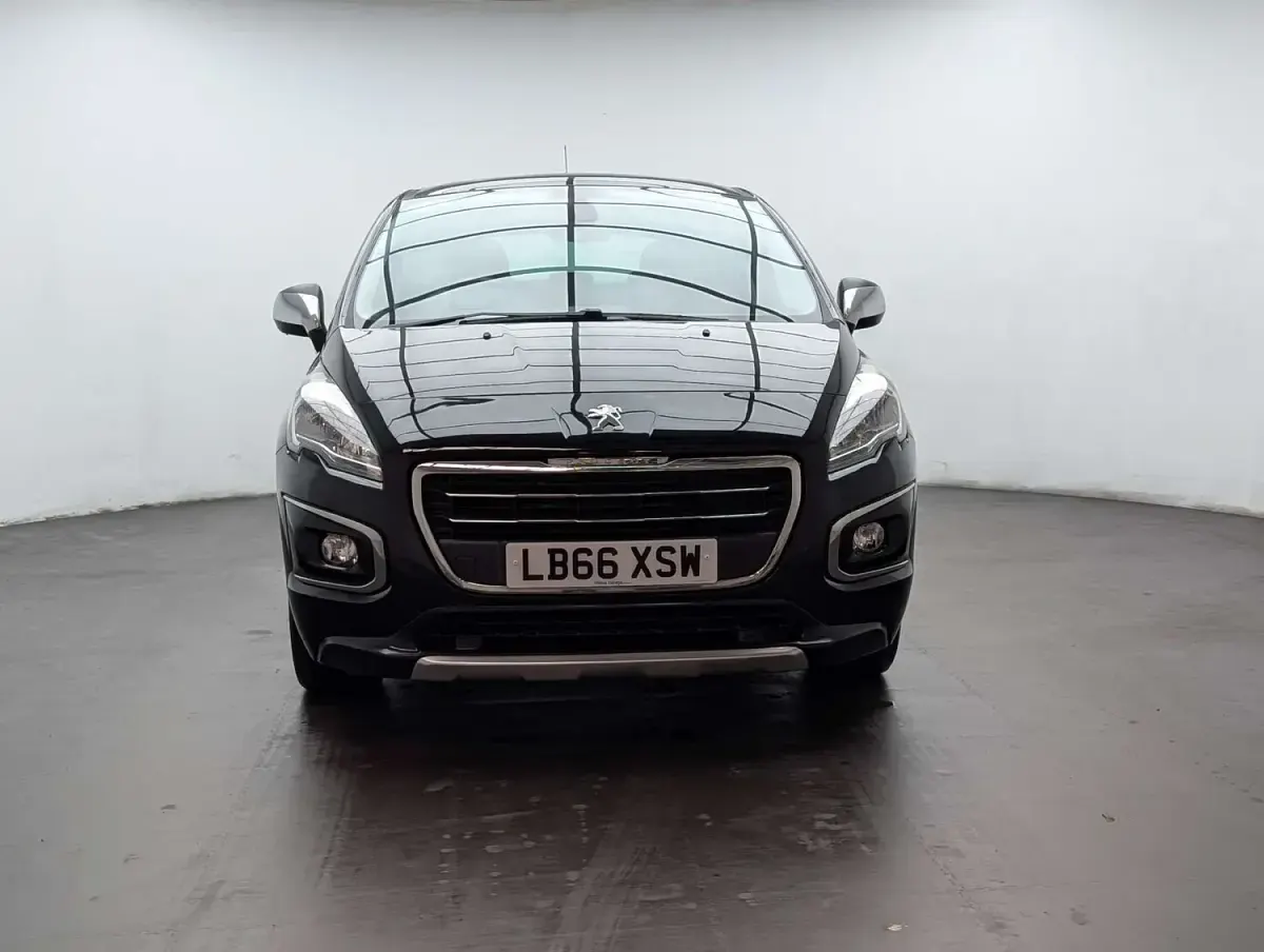 Used Peugeot 3008 Allure 120 HP (88 kW) 2017 Black SUV