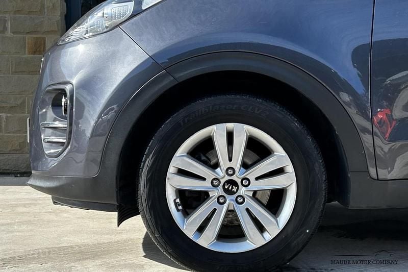 Used Kia Sportage 114 HP (83 kW) 2017 Silver SUV