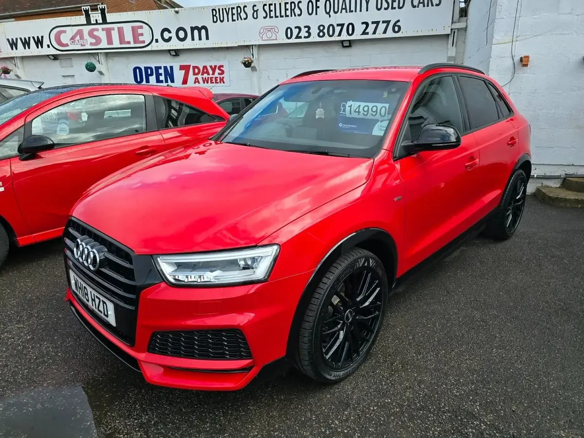 Used Audi Q3 Black Edition 180 HP (132 kW) 2018 Red SUV