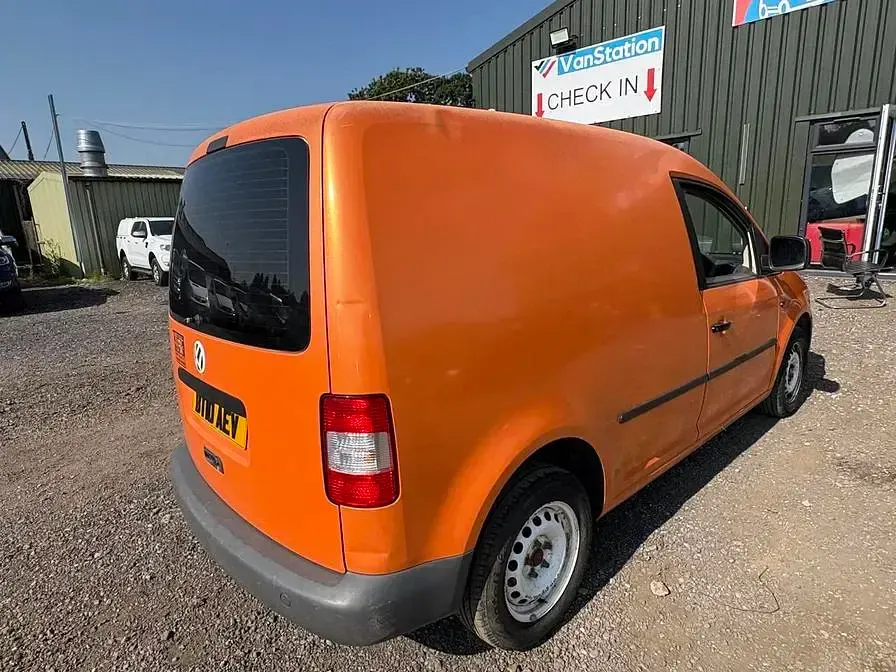 Used VW Caddy 104 HP (76 kW) 2010 White MPV