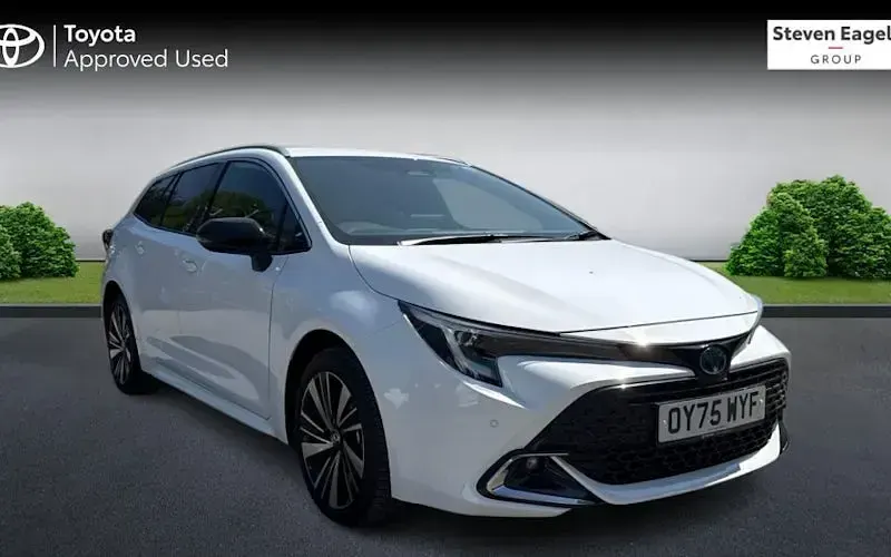 Used Toyota Corolla Design 140 HP (102 kW) 2026 Estate