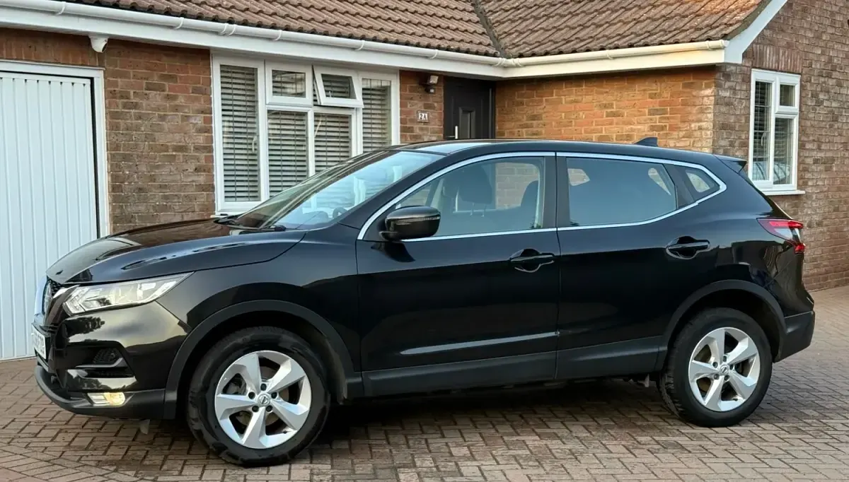 Used Nissan Qashqai Acenta Premium 2019 Black SUV