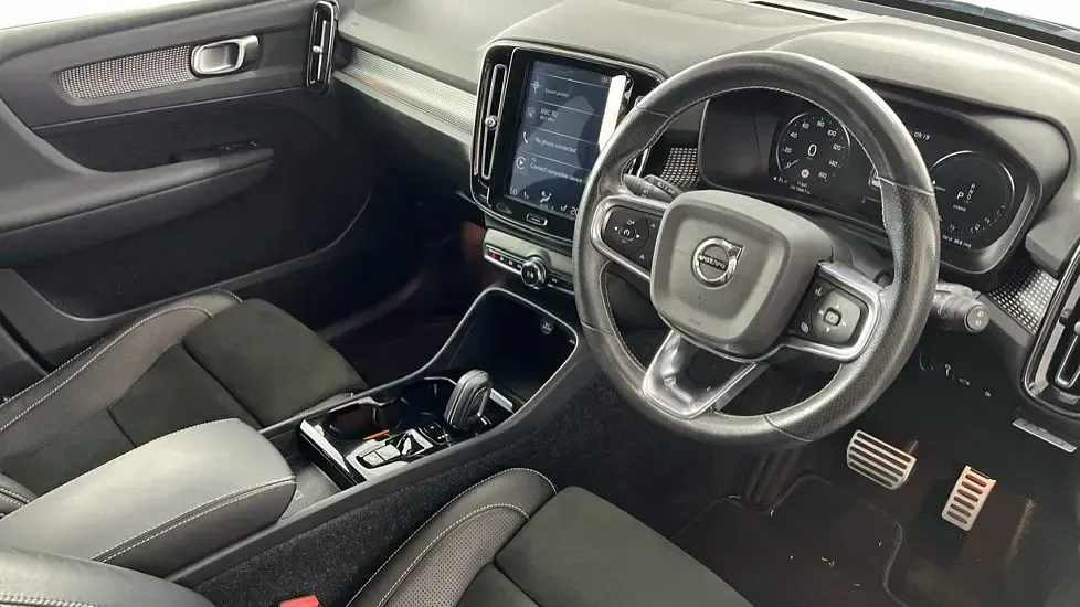 Usado Volvo XC40 R-Design 257 CV (189 kW) 2021 Gris SUV