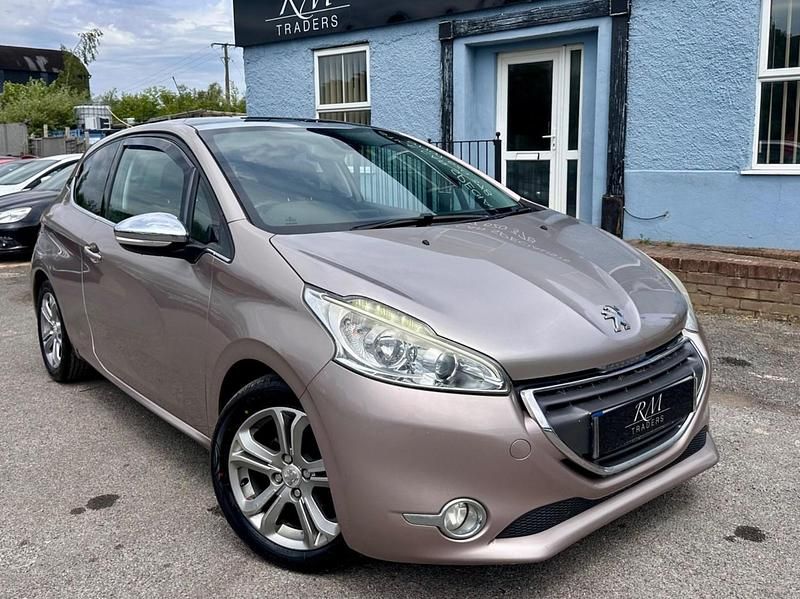 Pink Used 2013 Peugeot 208 Allure Hatchback | £2,495 (Fair price) - Image 1/4