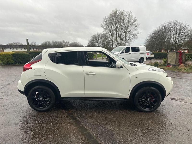 Used Nissan Juke Acenta 110 HP (80 kW) 2013 White SUV