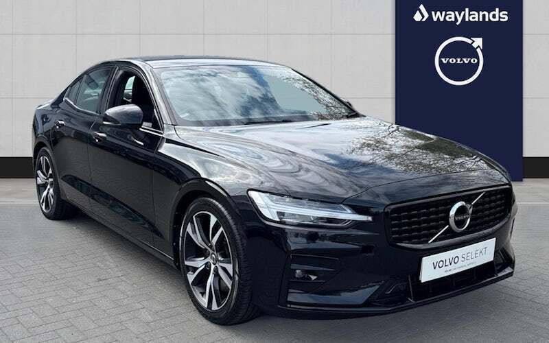 Used 2022 Volvo S60 R-Design Sedan | £23,440 (Fair price) - Image 1/4