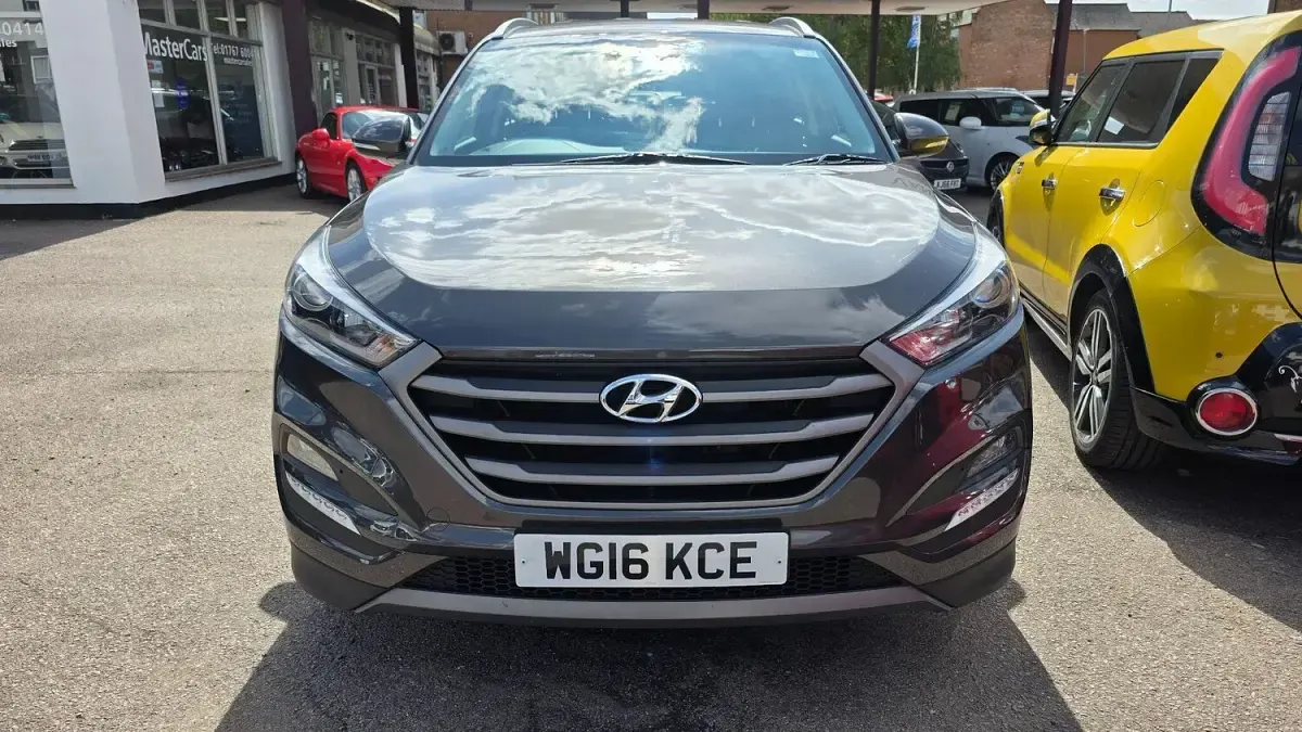 Used Hyundai Tucson SE 116 HP (85 kW) 2016 Grey SUV