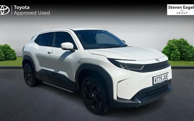 Used Toyota Urban Cruiser Design 127 kW (174 HP) 2026 SUV