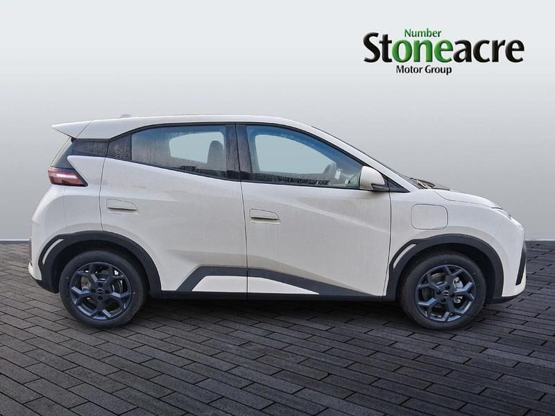 New BYD Dolphin Boost 64 kW (88 HP) 2025 White Hatchback