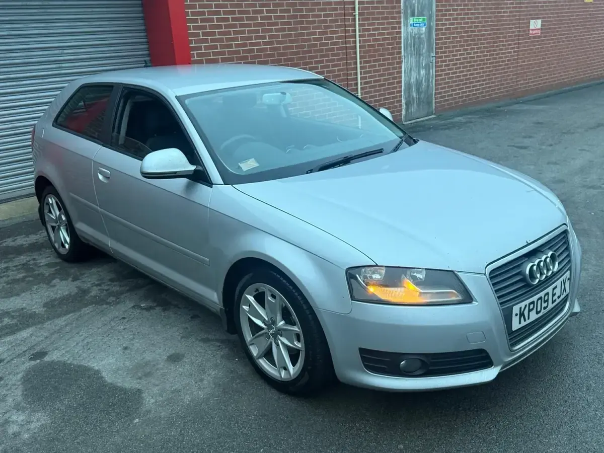 Used Audi A3 Sport 105 HP (77 kW) 2009 Silver Hatchback