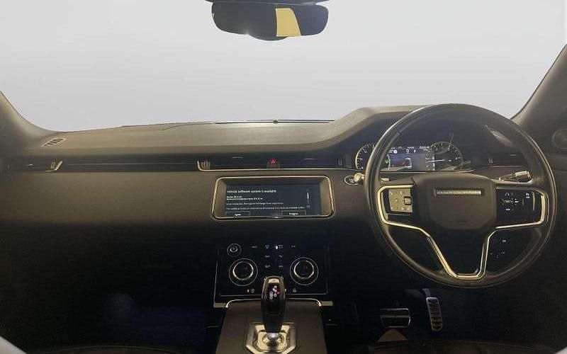 Usado Land Rover Range Rover evoque R-Dynamic 207 HP (152 kW) 2022 Preto SUV