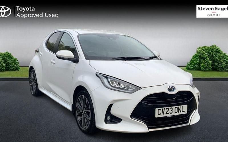 Used 2025 Toyota Yaris Hybrid Hatchback | £19,969 (Fair price) - Image 1/4