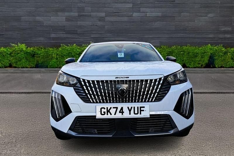 White New 2025 Peugeot 2008 Allure SUV | £19,901 (Fair price) - Image 1/4
