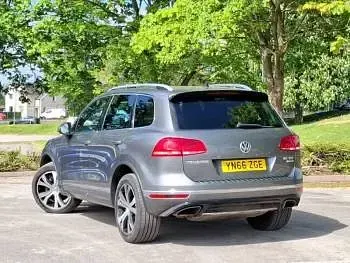 Used VW Touareg R-line 262 HP (192 kW) 2016 Grey SUV