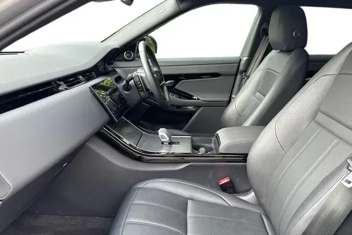 Used Land Rover Range Rover evoque SE Dynamic 2025 Silver SUV