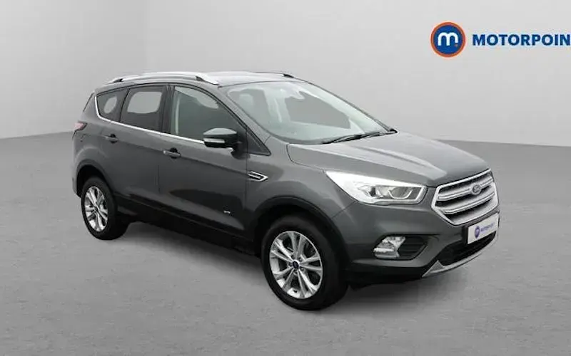 Käytetty Ford Kuga Titanium 182 HP (133 kW) 2017 Katumaasturi