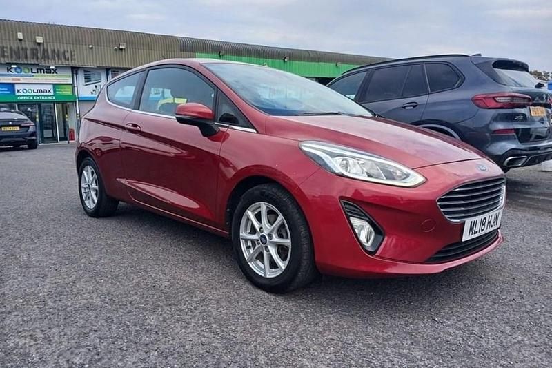 Red Used 2018 Ford Fiesta Zetec Hatchback | £4,995 (Fair price) - Image 1/1
