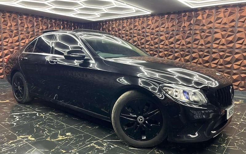 Używany Mercedes C220 Premium Plus 194 KM (142 kW) 2019 Sedan/Limuzyna
