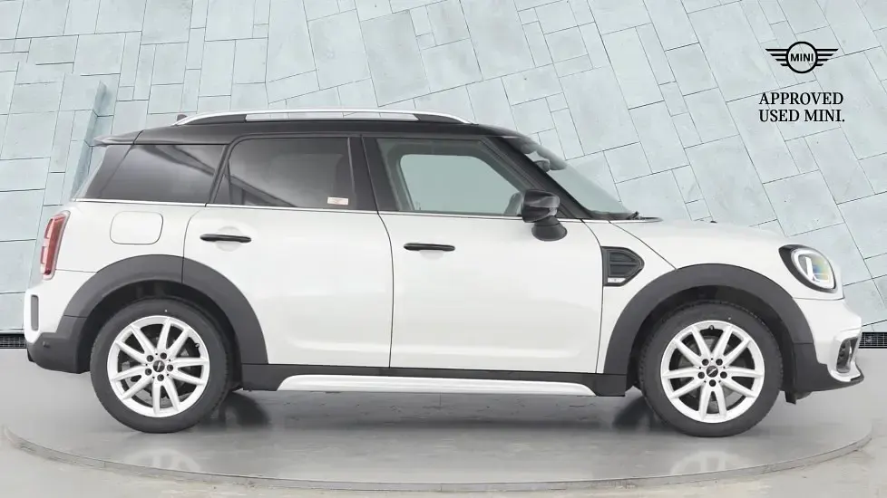 Used Mini Cooper Countryman Sport 136 HP (100 kW) 2021 Silver SUV