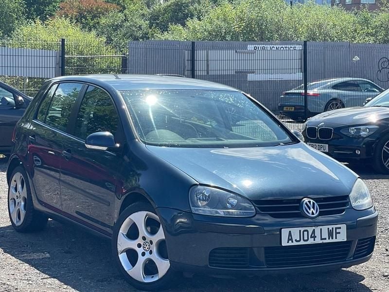 Blue Used 2004 VW Golf IV S Hatchback | £1,950 (Fair price) - Image 1/4
