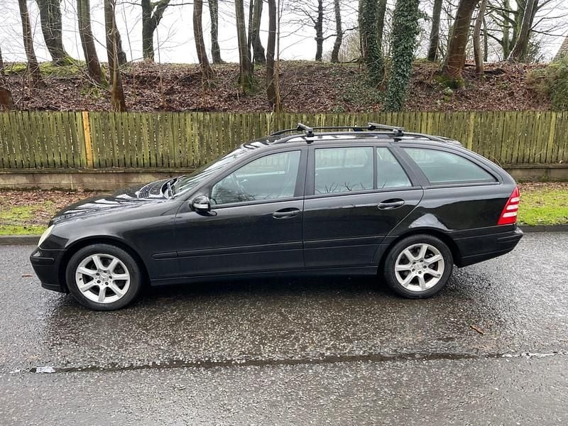 Used Mercedes C180 Classic 156 HP (114 kW) 2008 Black Estate