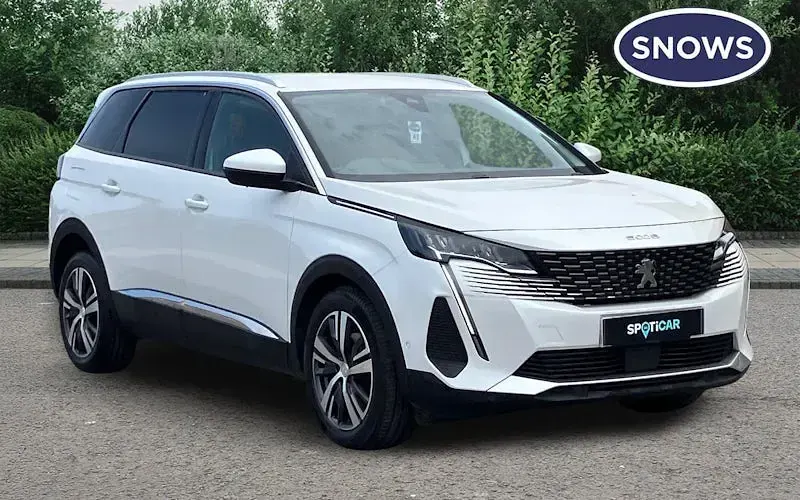 Usado Peugeot 5008 Allure Premium 131 CV (96 kW) 2021 SUV