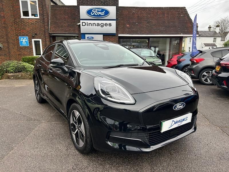 Agate black Used 2025 Ford Puma Gen-E Select SUV | £21,500 (Fair price) - Image 1/4