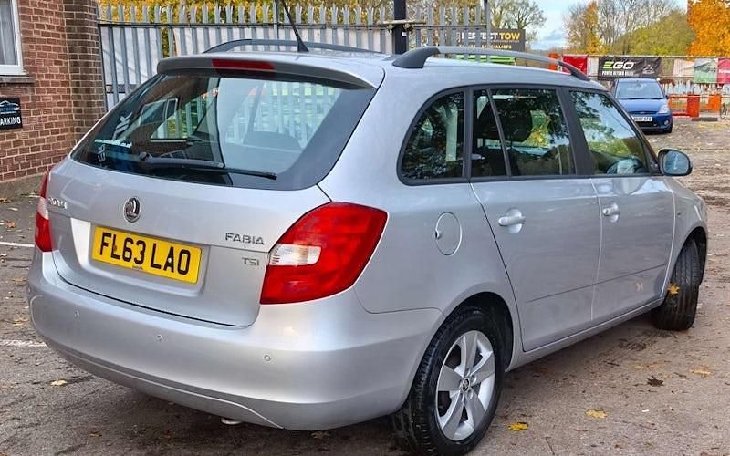 Used Skoda Fabia SE 86 HP (63 kW) 2014 Estate
