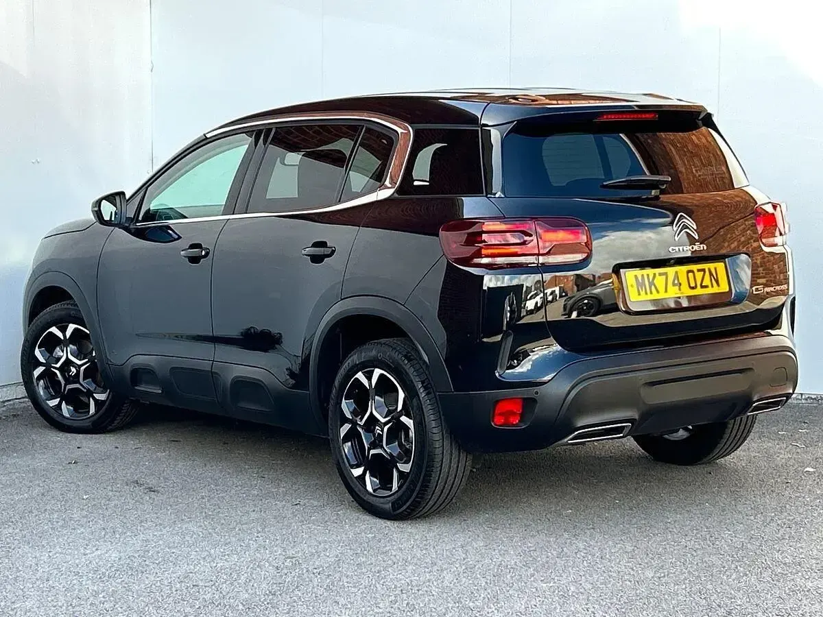 Usado Citroën C5 Aircross 130 HP (95 kW) 2024 Preto SUV