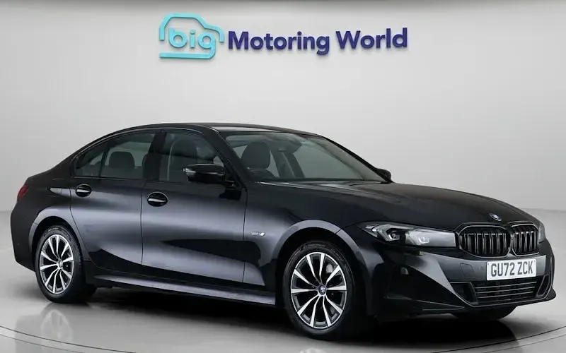 Used BMW 330e Sport Line 292 HP (214 kW) 2024 Sedan