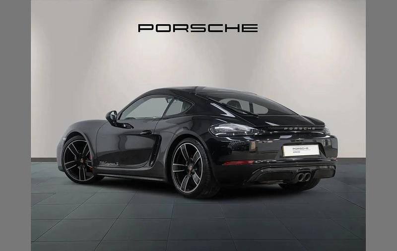 Used Porsche Cayman 344 HP (253 kW) 2024 Black Coupe