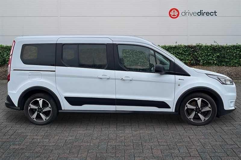 Used Ford Grand Tourneo Connect Active 120 HP (88 kW) 2022 White MPV