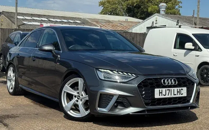 Used Audi A4 S-Line 163 HP (119 kW) 2025 Sedan