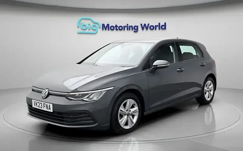 Used VW Golf VIII Life 150 HP (110 kW) 2023 Grey Hatchback