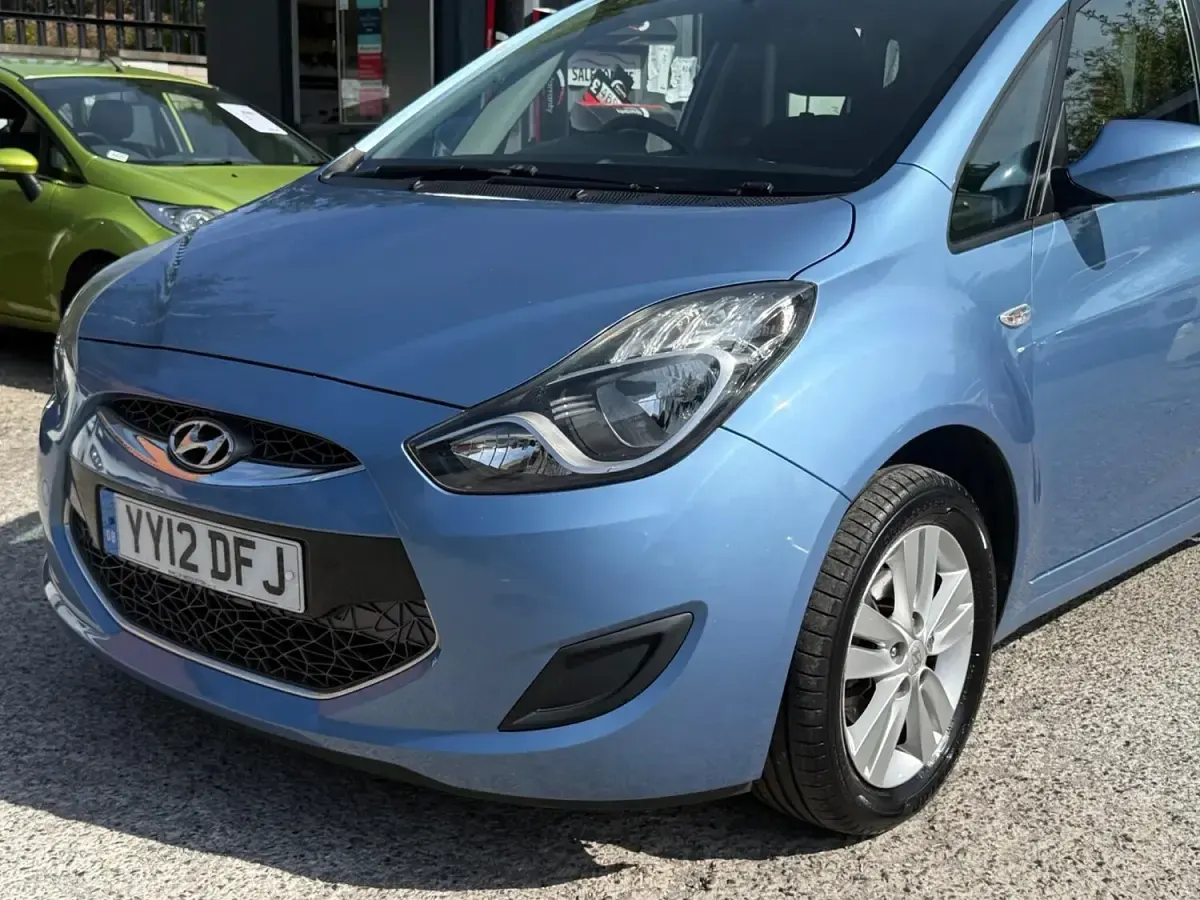Used Hyundai ix20 Active 125 HP (91 kW) 2012 Blue Hatchback