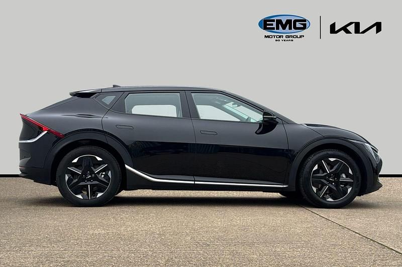 Used Kia EV6 125 kW (170 HP) 2025 Black SUV