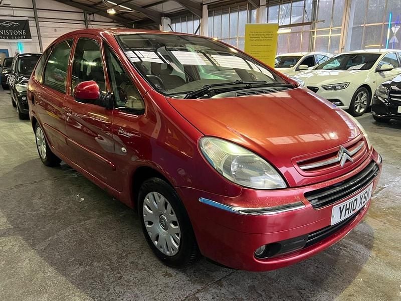 Red Used 2010 Citroën Xsara Picasso MPV | £990 (Super price) - Image 1/4