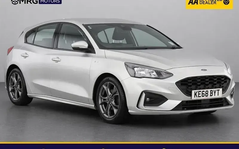 Used Ford Focus ST-Line 120 HP (88 kW) 2020 Hatchback