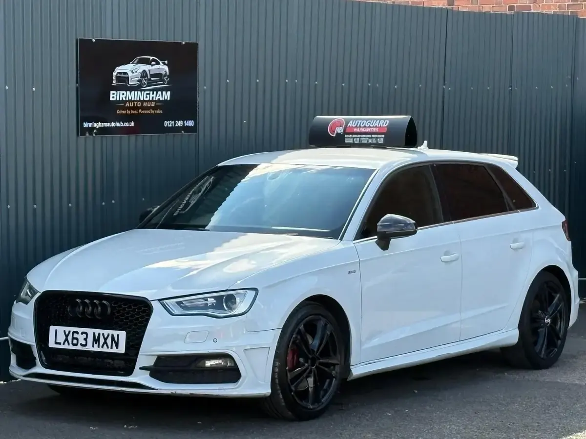 Used Audi A3 Sportback S-Line 180 HP (132 kW) 2013 White Hatchback