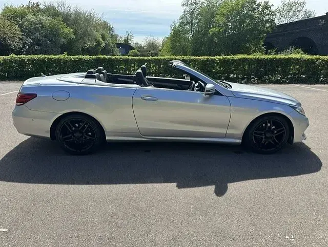 Begagnad Mercedes E220 AMG 170 HK (125 kW) 2013 Silver Cab