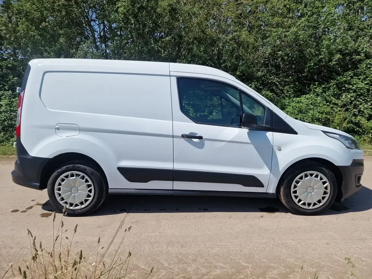 Used Ford Transit 75 HP (55 kW) 2019 White Van
