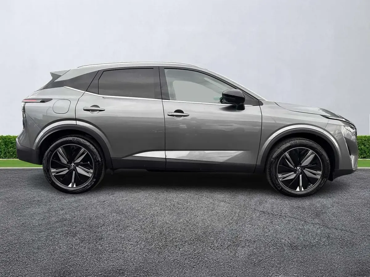 Used Nissan Qashqai Tekna 2025 Grey SUV