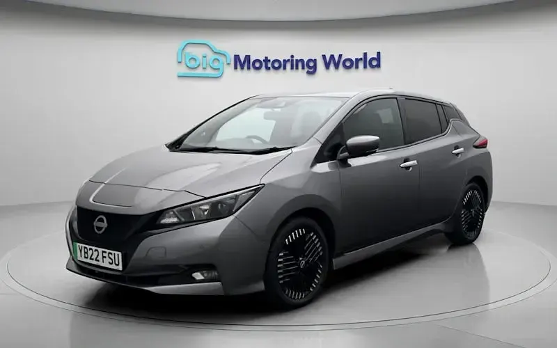 Used Nissan Leaf N-Connecta 110 kW (150 HP) 2025 Hatchback