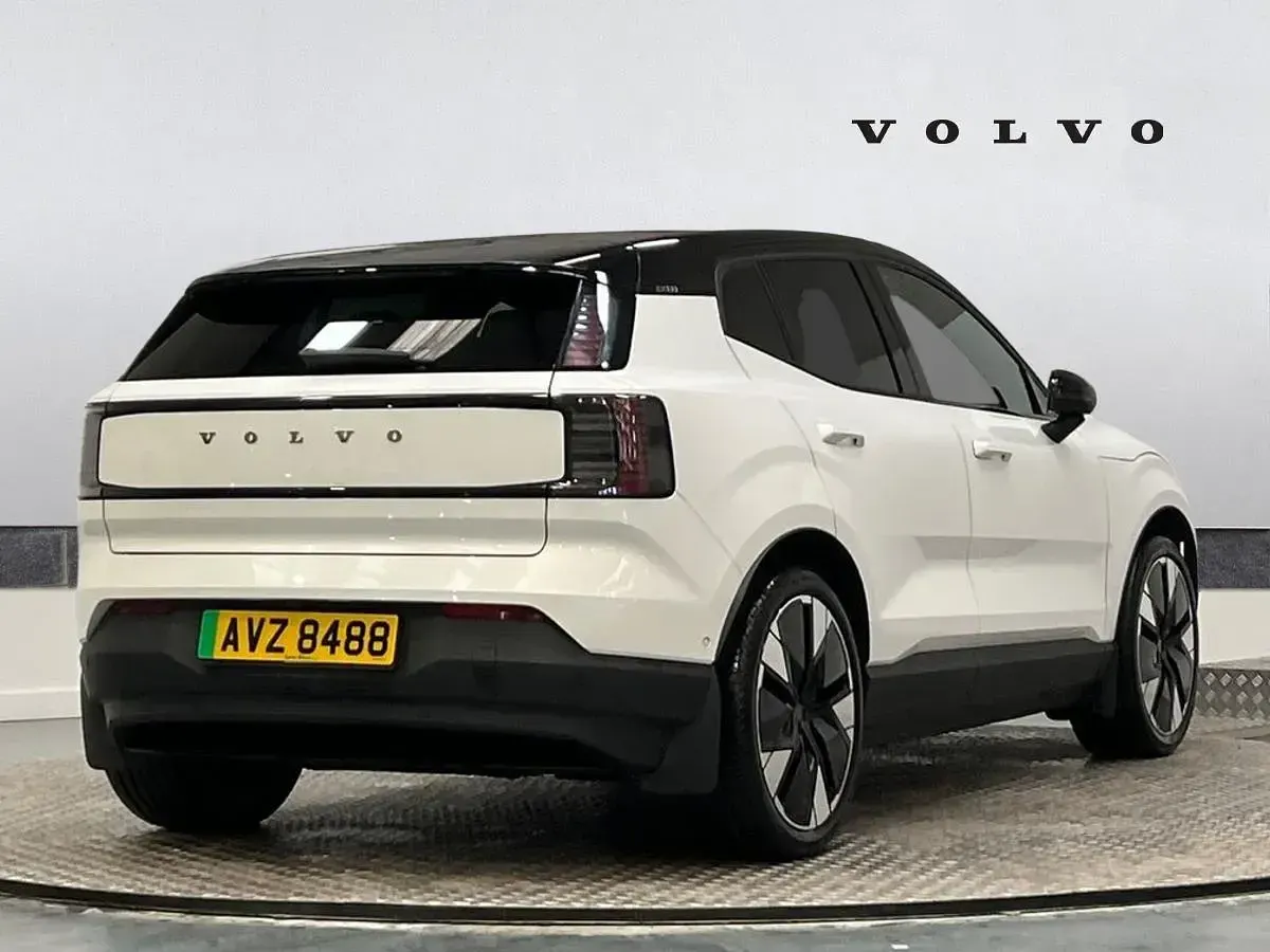 Used Volvo EX30 Ultra 200 kW (272 HP) 2024 White SUV