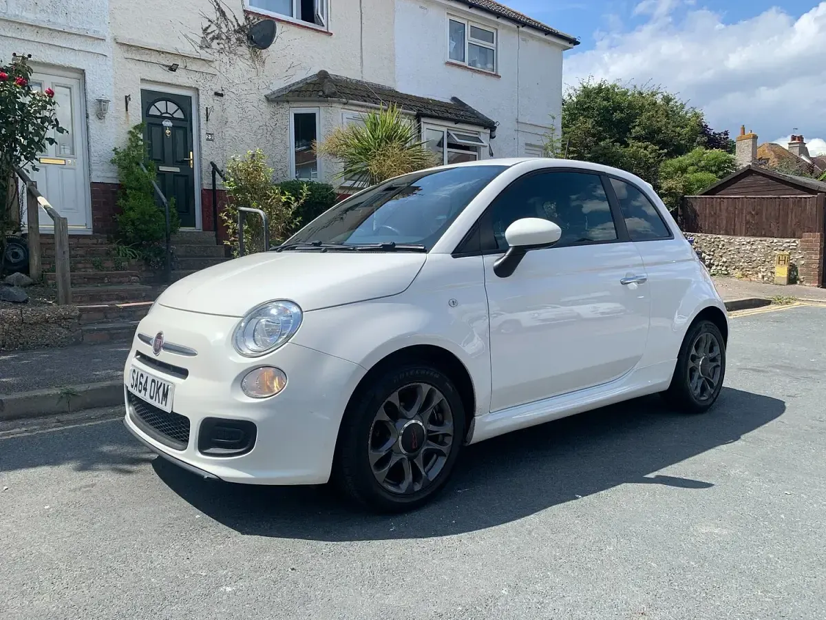 Used Fiat 500 S 69 HP (50 kW) 2014 White Hatchback